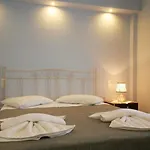 Preka Maria Lägenhetshotell 4*