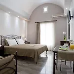 Ξενοδοχείο με διαμερίσματα Preka Maria 4*