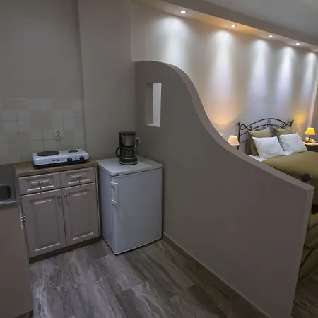 Aparthotel Preka Maria Kamári