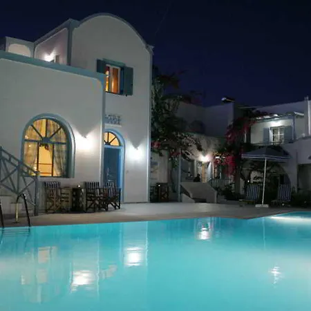 Preka Maria Kamari (Santorini)