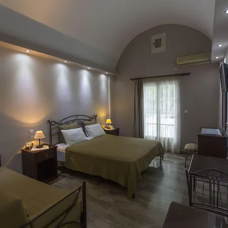 Preka Maria Apartmanhotel Kamári