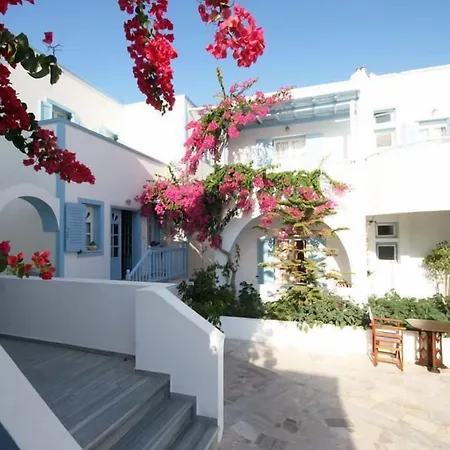 Preka Maria Apartmanhotel Kamári